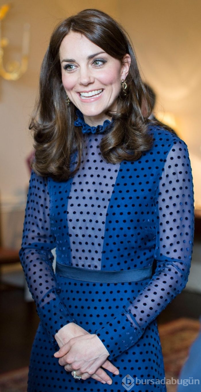 Kate Middleton'ın elbisesi tartışma yarattı