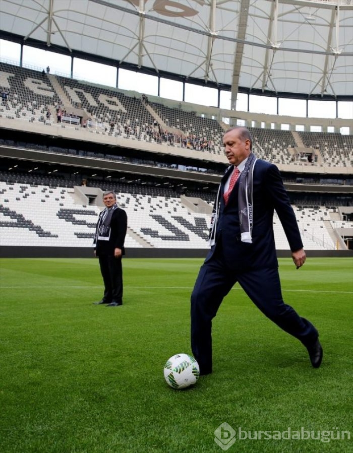 Erdoğan, Gül, Davutoğlu sahaya indi