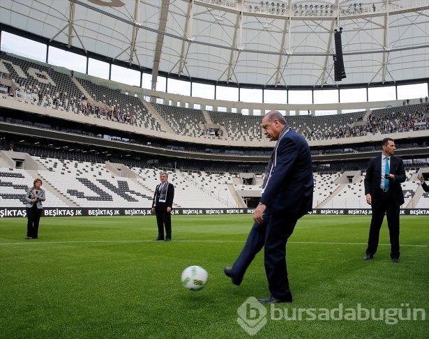 Erdoğan, Gül, Davutoğlu sahaya indi