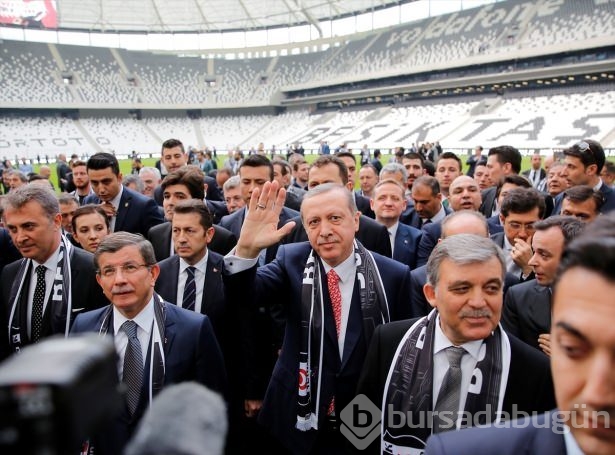 Erdoğan, Gül, Davutoğlu sahaya indi