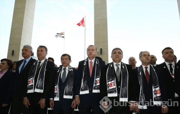 Erdoğan, Gül, Davutoğlu sahaya indi
