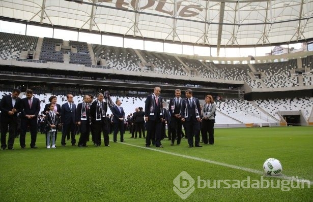 Erdoğan, Gül, Davutoğlu sahaya indi