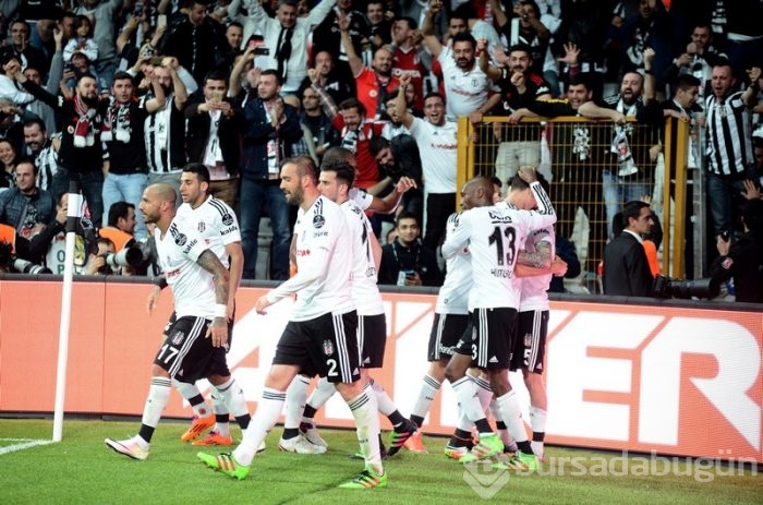 Beşiktaş-Bursaspor maçından kareler...
