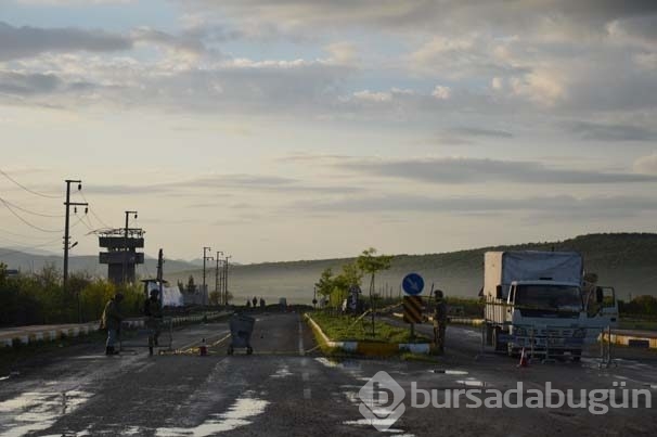 Diyarbakır'da bomba yüklü tankerle saldırı!