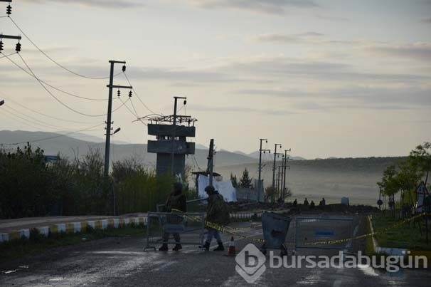 Diyarbakır'da bomba yüklü tankerle saldırı!