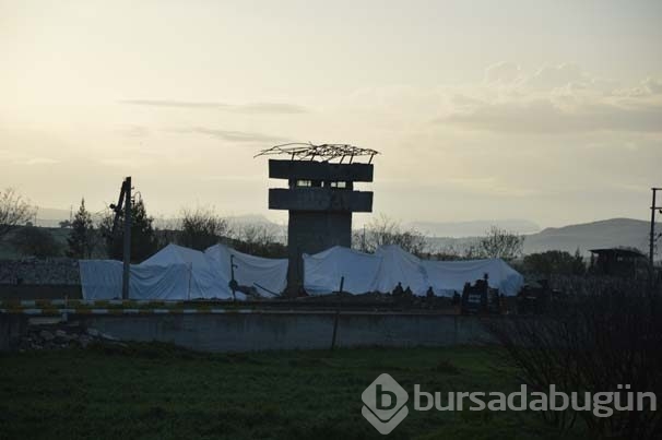 Diyarbakır'da bomba yüklü tankerle saldırı!