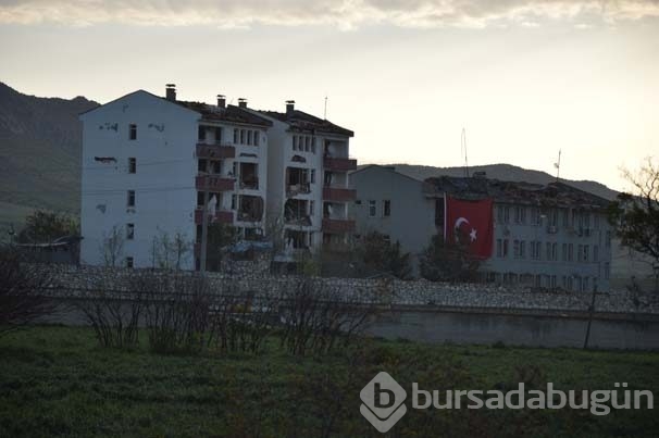 Diyarbakır'da bomba yüklü tankerle saldırı!