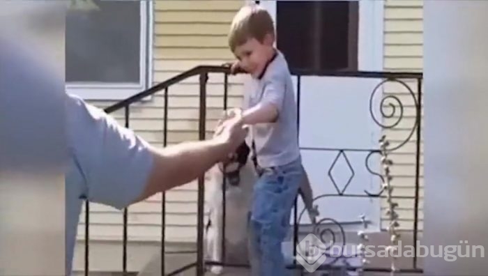 Kafası sıkışan çocuk kendini mucizevi bir yöntemle kurtardı