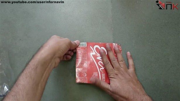 Kola şişesinden bakın ne yaptı