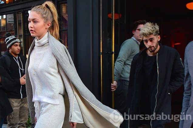 Gigi Hadid ve Zayn Malik aşklarını dünyaya gösterdi