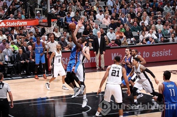 San Antonio Spurs rekora ortak oldu

