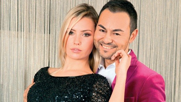 Chloe Loughnan evliliğine dair merak edilenleri anlattı