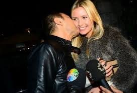 Chloe Loughnan evliliğine dair merak edilenleri anlattı