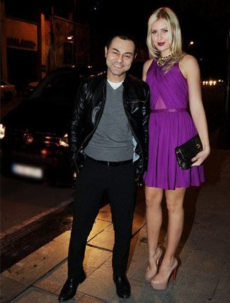 Chloe Loughnan evliliğine dair merak edilenleri anlattı