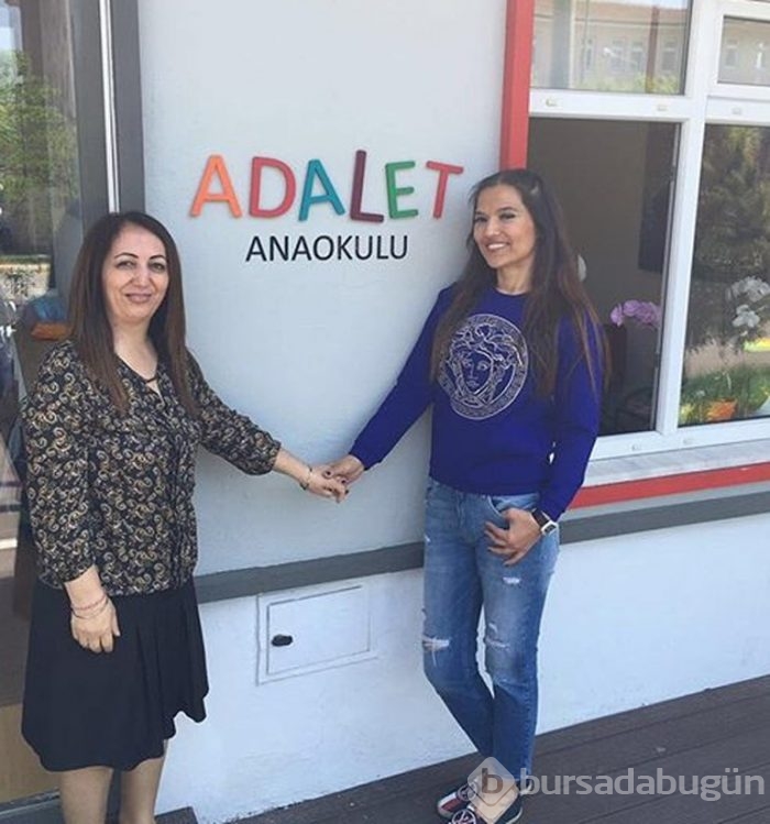 Demet Akalın yakın arkadaşı Deniz Seki'yi hapishanede ziyaret etti
