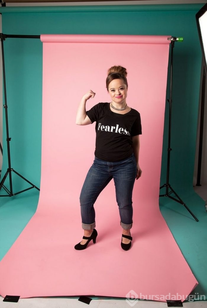 Dünyanın ilk Down sendromlu modeli Katie Meade
