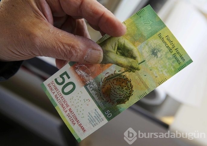 İsviçre, paralarını cüzdana sığdırdı