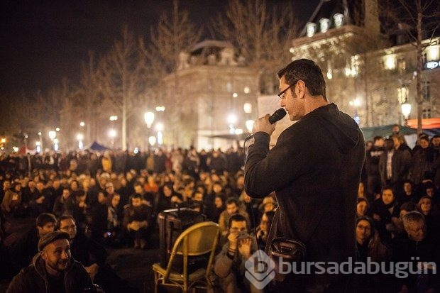 Paris'te "Gece Ayakta" eylemi
