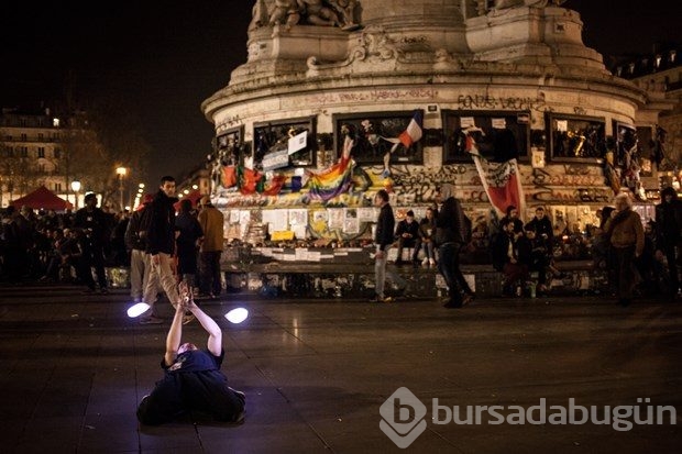 Paris'te "Gece Ayakta" eylemi
