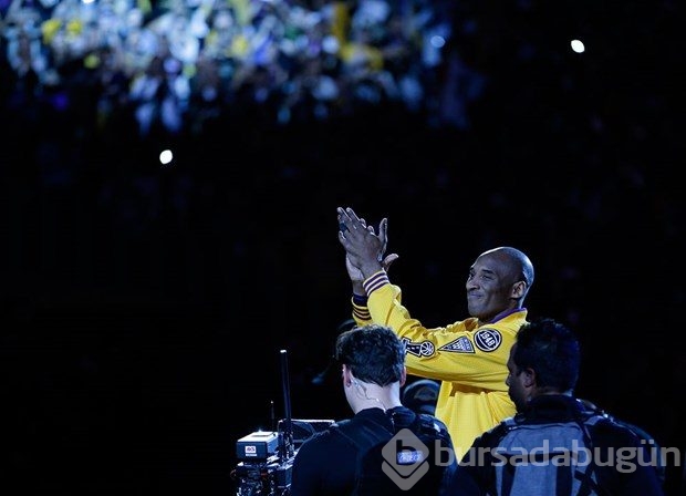 Kobe 60 sayıyla noktaladı!

