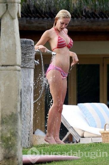 Doğal sarışın Heidi Montag...