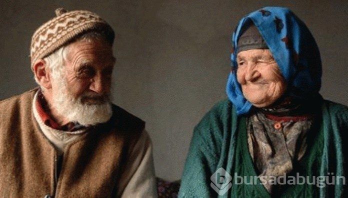 Türkiye'de 100 yaş ve üzerinde 5 bin 293 kişi var