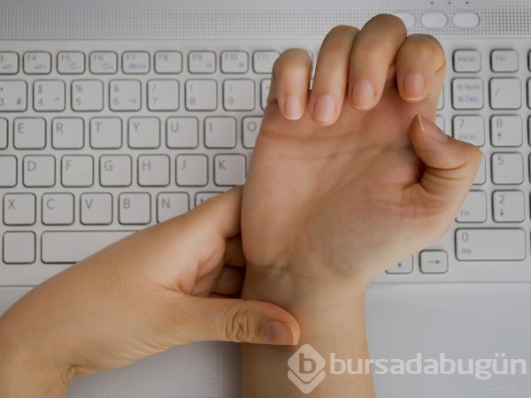 Parmağın dokusunu bozuyor
