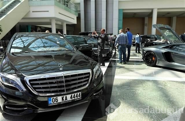 Dev holdingin lüks otomobilleri satılıyor