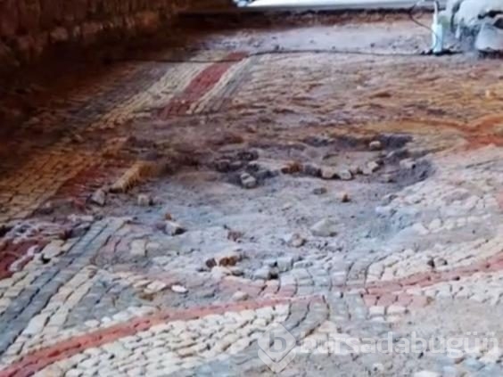 Elektrik döşerken servet buldu