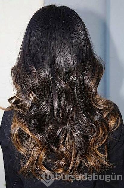 Uzun saçlardan vazgeçemeyeceğiniz 37 saç modeli