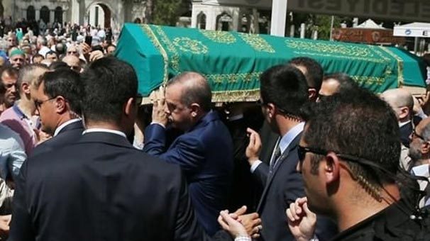 Erdoğan, Salih Tuna'nın babasının cenazesine katıldı