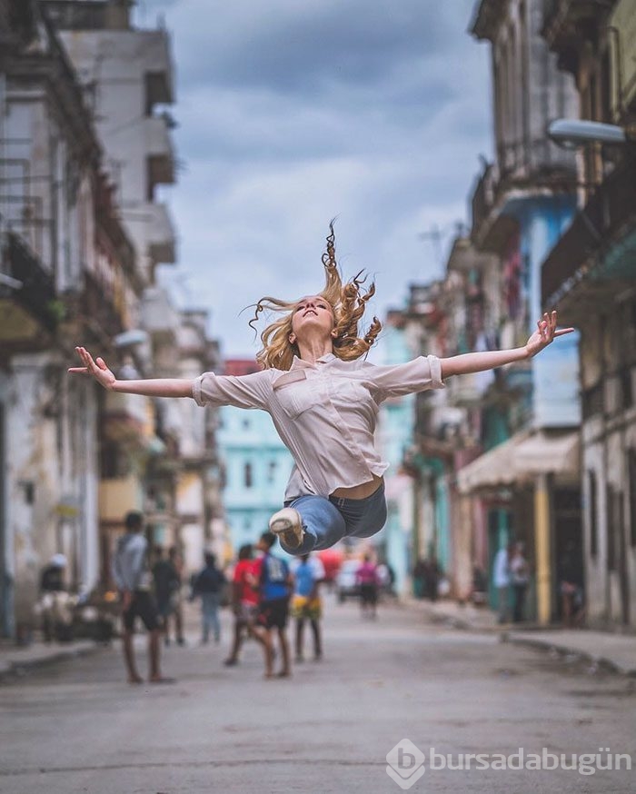 Küba sokakları dansa doydu