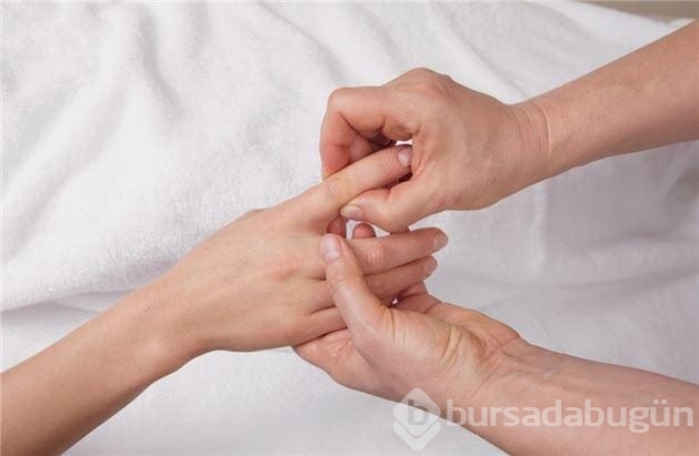 Sizde parmak çıtlatıyor musunuz?