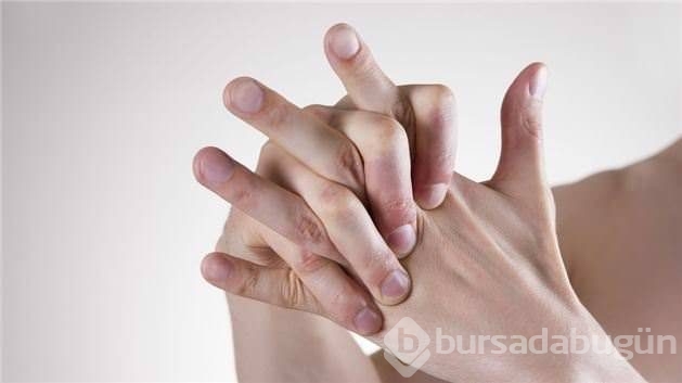Sizde parmak çıtlatıyor musunuz?
