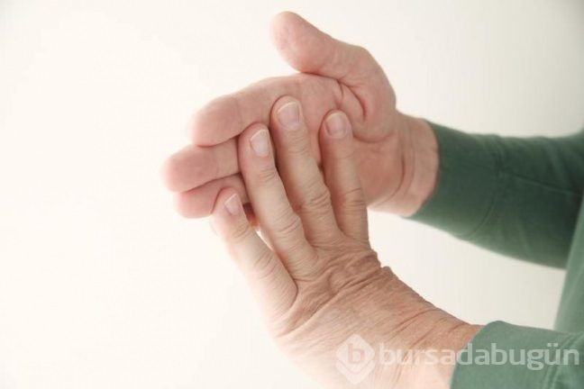 Sizde parmak çıtlatıyor musunuz?