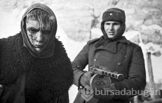 Bir bakışın bin sözcükten daha anlamlı olduğunu kanıtlayan tarihi fotoğraflar