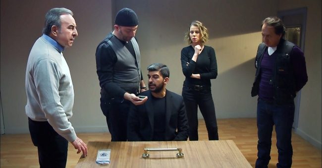 Arka Sokaklar tamamen bitiyor mu?
