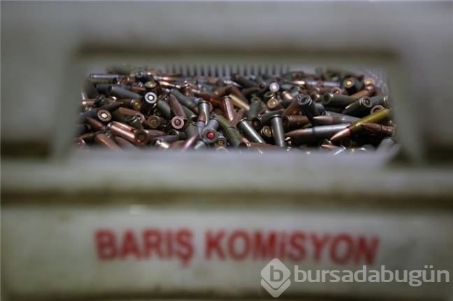 Peynir bidonunda ''cephane'' , hücre evinde ''İncil''