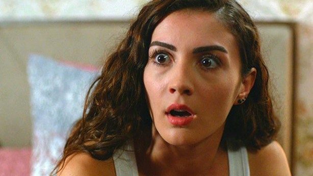 Burcu Özberk : İşini tutkuyla yapan bir adama aşık olabilirim