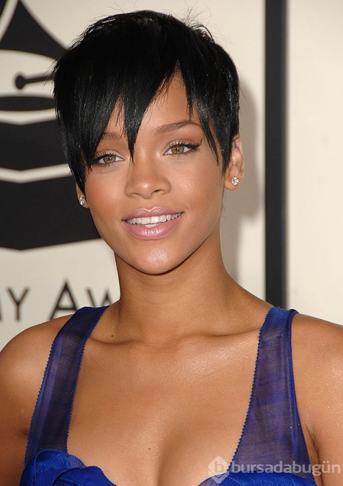 Yıllara Göre Rihanna'nın Evrimi