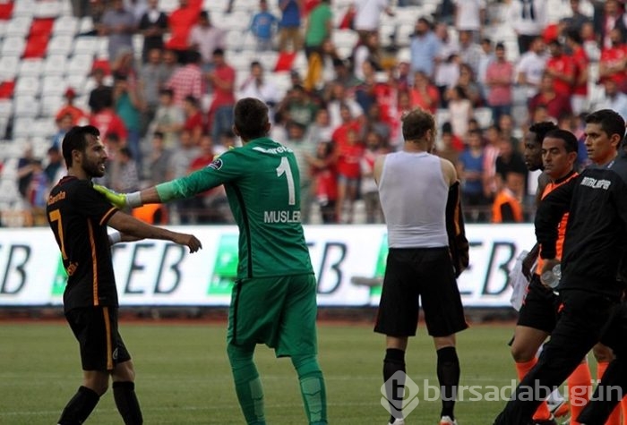 Eto'o'nun Muslera'ya cevabı