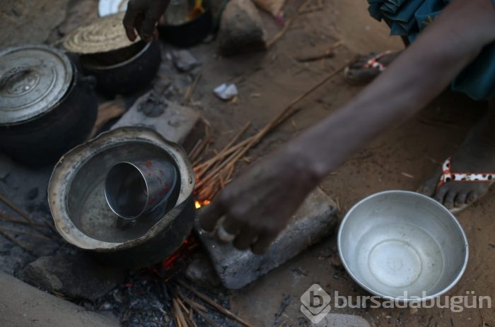 Sudan'da kadın tuğla işçileri