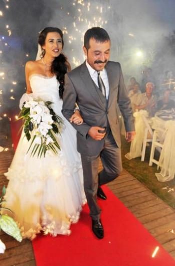 Dizilerin genç yıldızları ve gerçek hayat arkadaşları