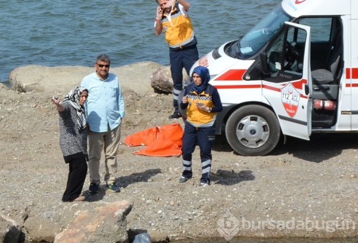 20 dakika suyun altında kaldı ama yaşama döndü