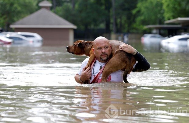Houston'da acil durum ilan edildi
