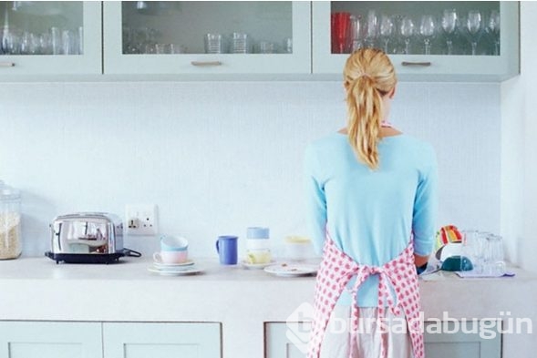 Eğer bir kolunuzu kaldırdığınızda ağrıyorsa dikkat!