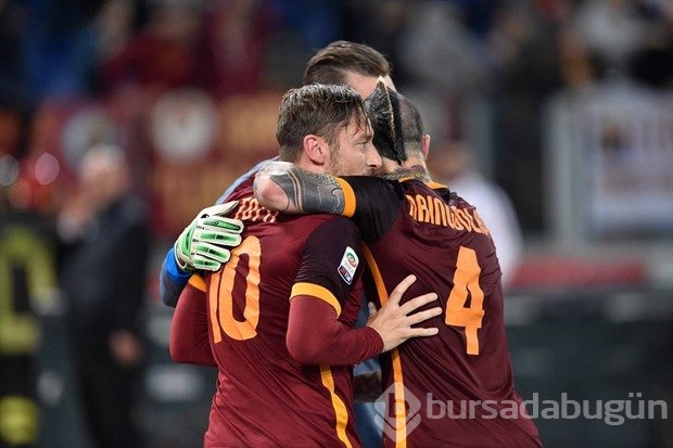 39 yaşındaki Totti dümene geçti!
