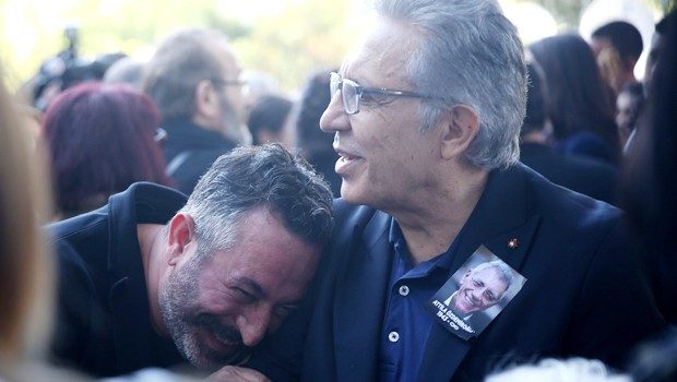 Attila Özdemiroğlu'nun cenazesindeki fotoğrafla ilgili konuştu
