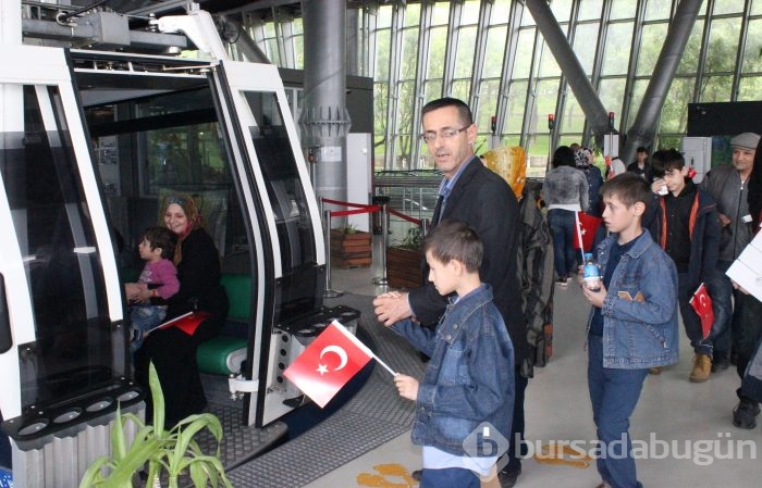 23 Nisan Ulusal Egemenlik ve Çocuk Bayramı Bursa'da kutlandı	