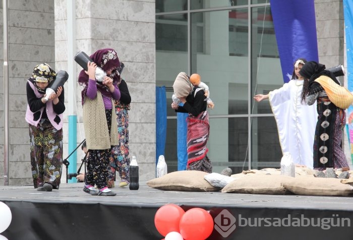 23 Nisan Ulusal Egemenlik ve Çocuk Bayramı Bursa'da kutlandı	